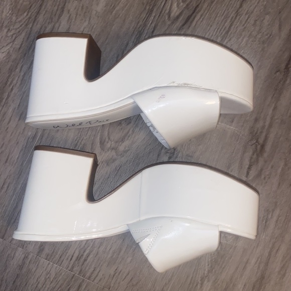 Wild Pair Melbourne Women’s Platform Sandals - Picture 3 of 5